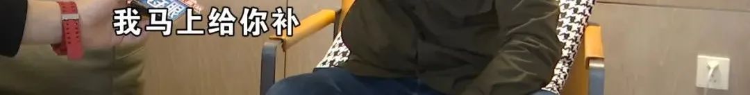 DƬ
